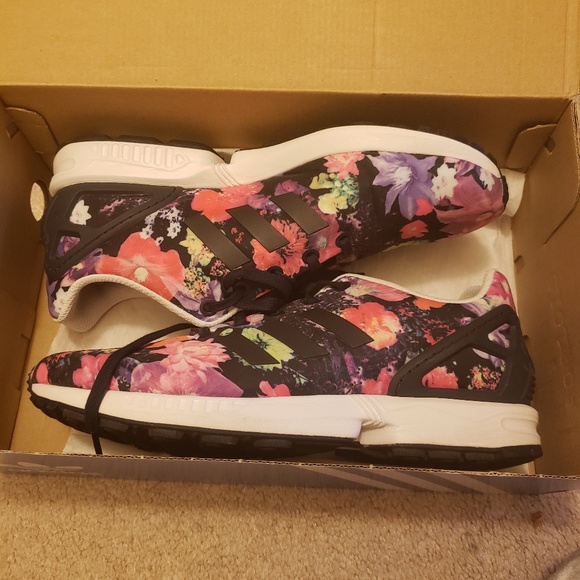 Adidas unisex multicolored sneakers. - Picture 3 of 6